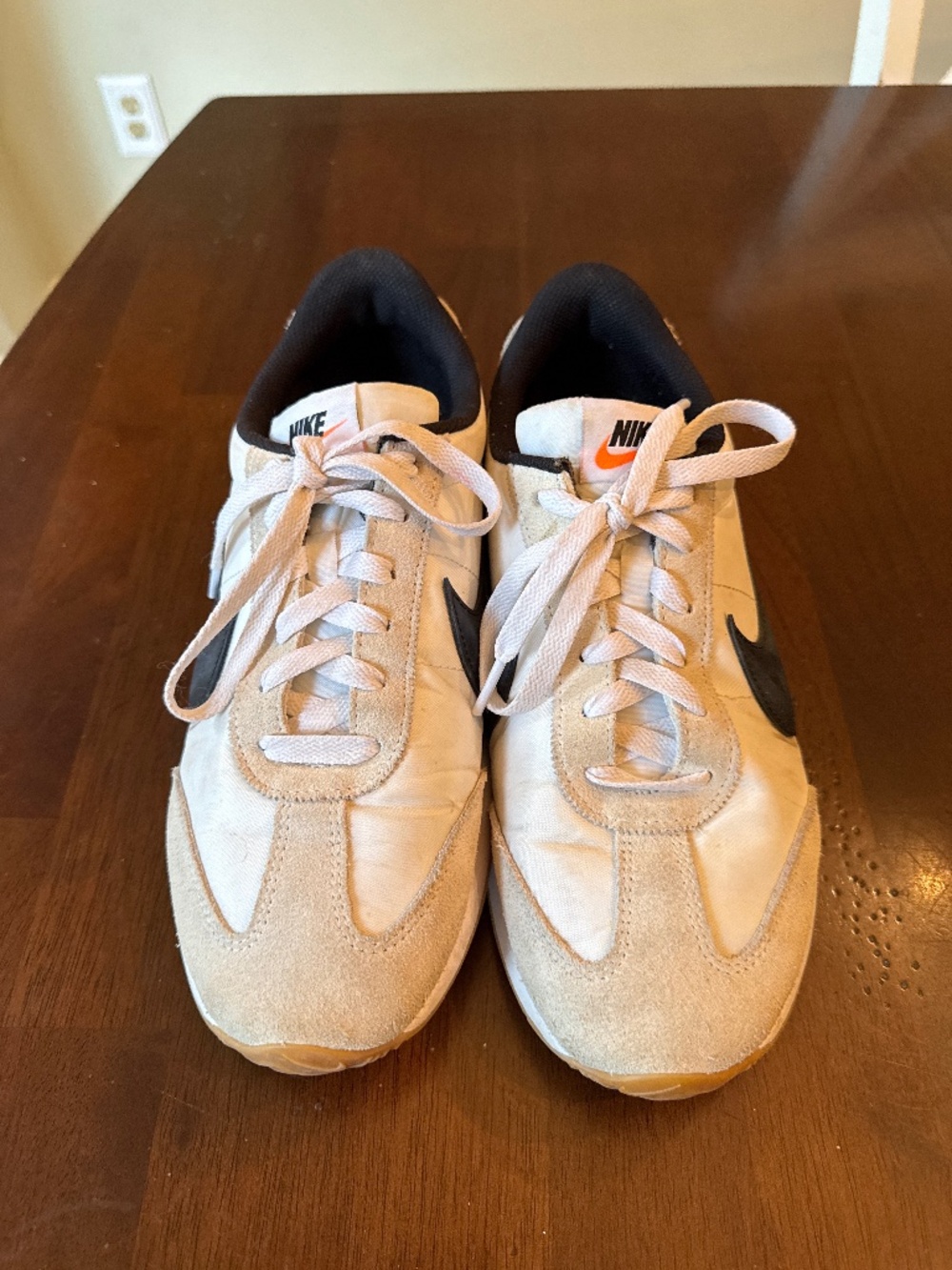 Nike women’s pacific